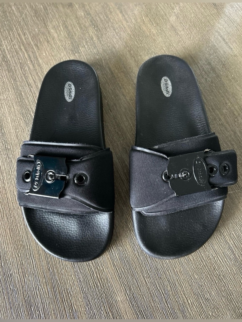 Dr Scholl's Sandals, Size 7 For Women, Color Black, Gently Used.